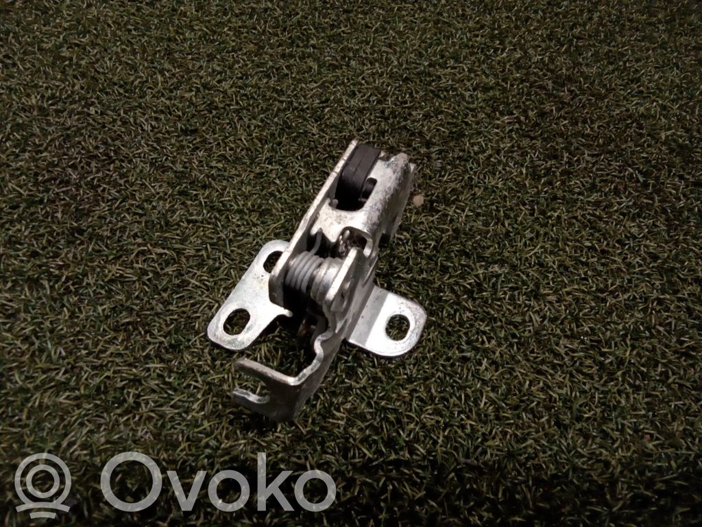 Iveco Daily 6th gen Tailgate lock latch 