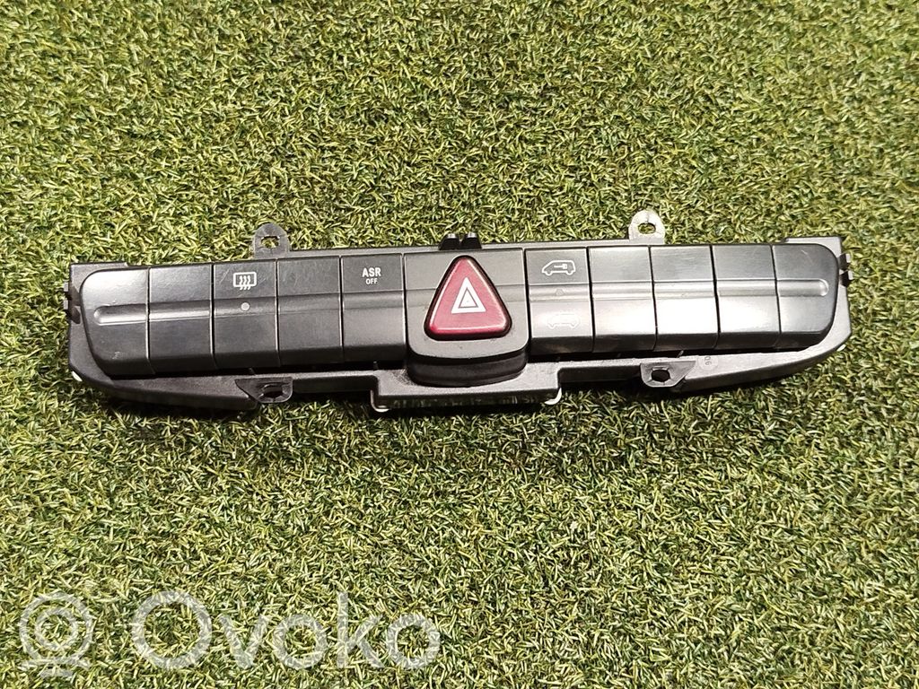 Volkswagen Crafter Botón interruptor de luz de peligro 