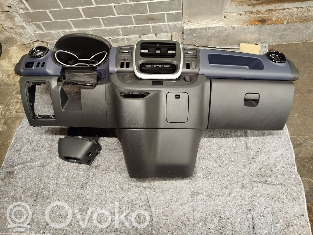 Nissan NV300 Dashboard 