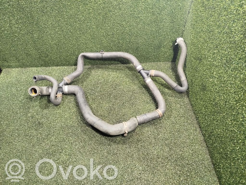 Ford Transit Custom Šļūtene (-es) / caurule (-es) 