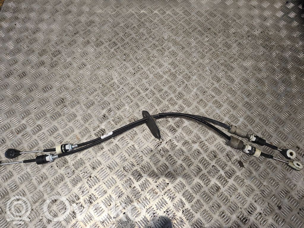 Gear shift cable linkage   BK2R7E395CB