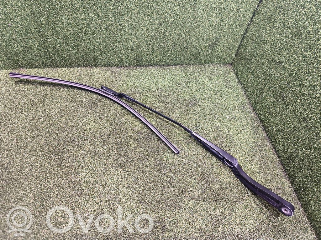 Renault Trafic III (X82) Front wiper blade arm 