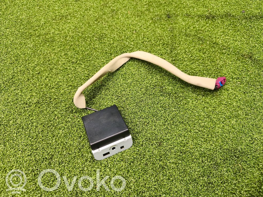 Renault Arkana Antena (GPS antena) 
