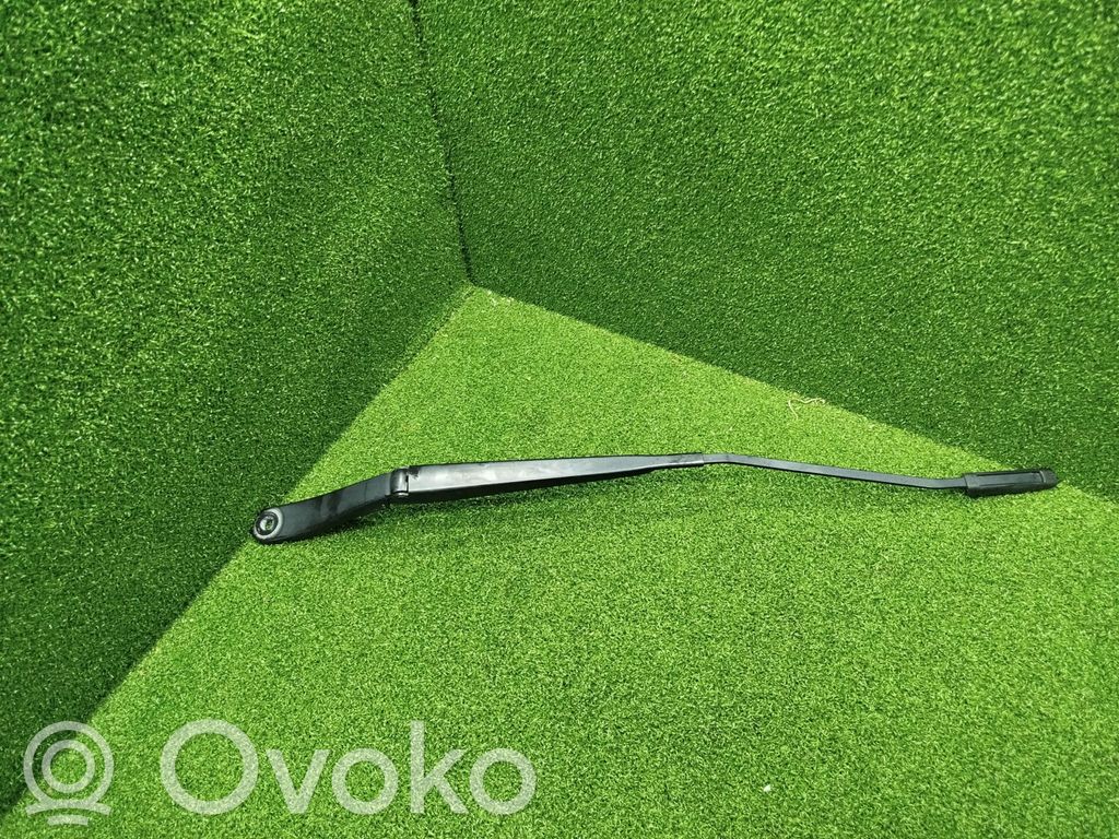Toyota Proace Front wiper blade arm 