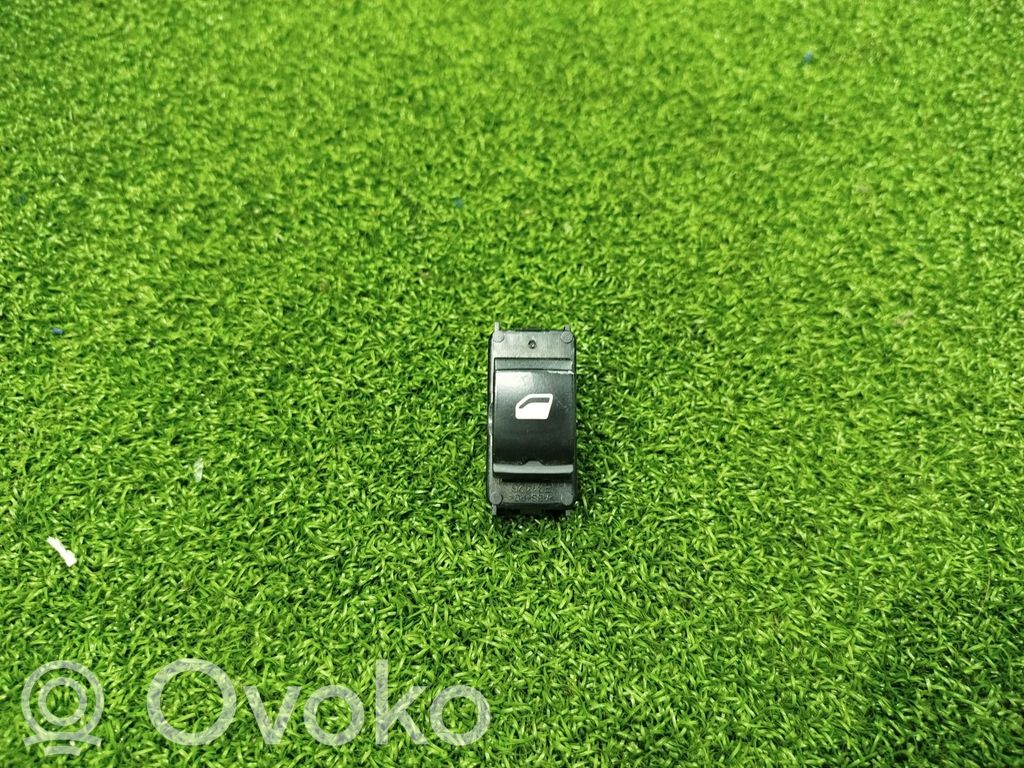 Toyota Proace Electric window control switch 