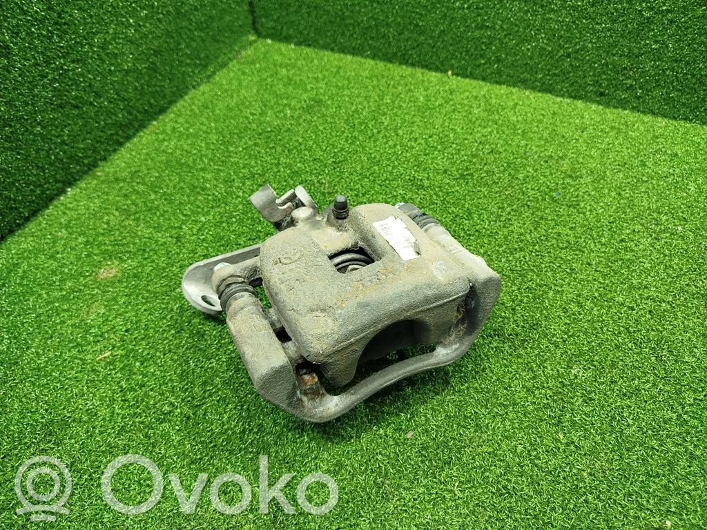 Toyota Proace Скоба заднего суппорта 
