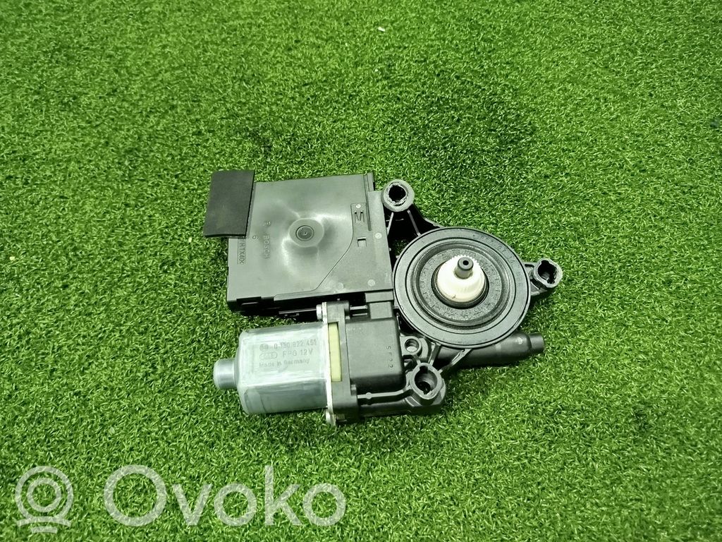 Volkswagen PASSAT B6 Silnik regulatora szyby drzwi przednich 