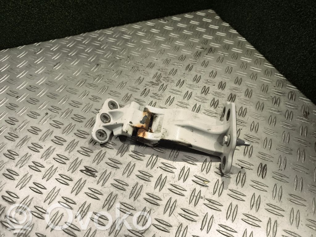 Ford Transit Custom Rear door lower hinge 