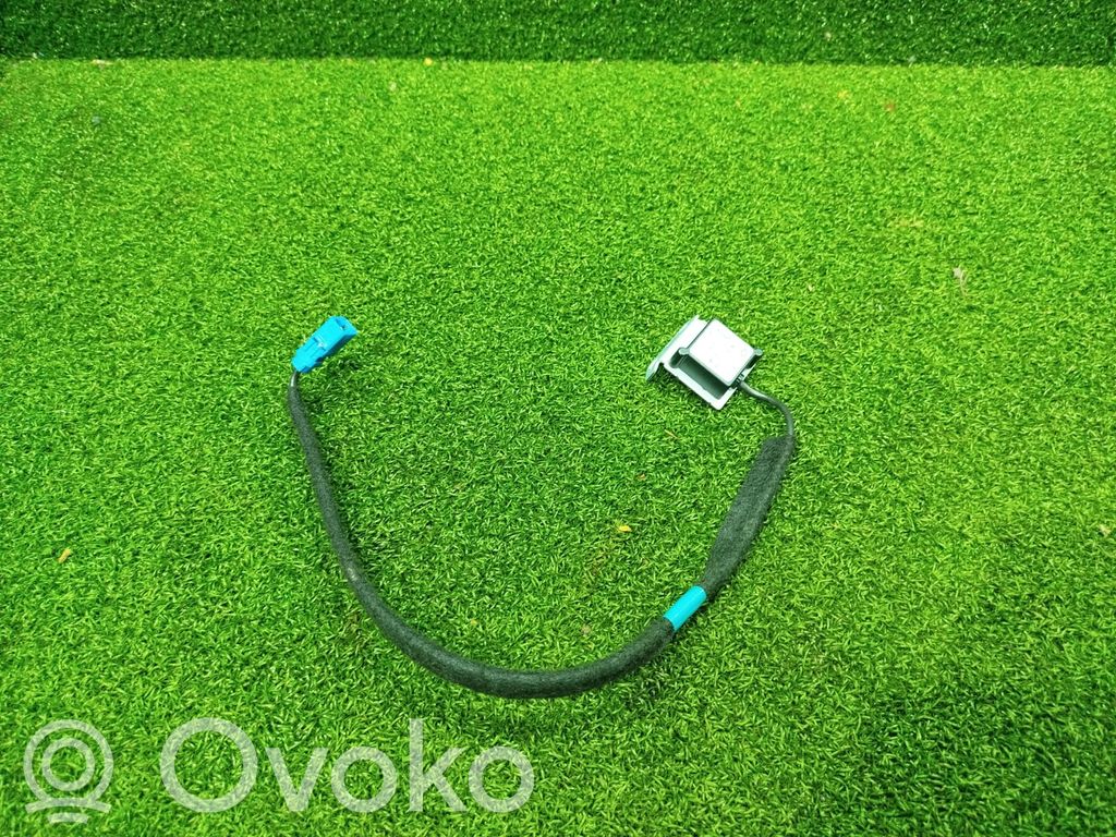 Opel Vivaro Antena GPS 