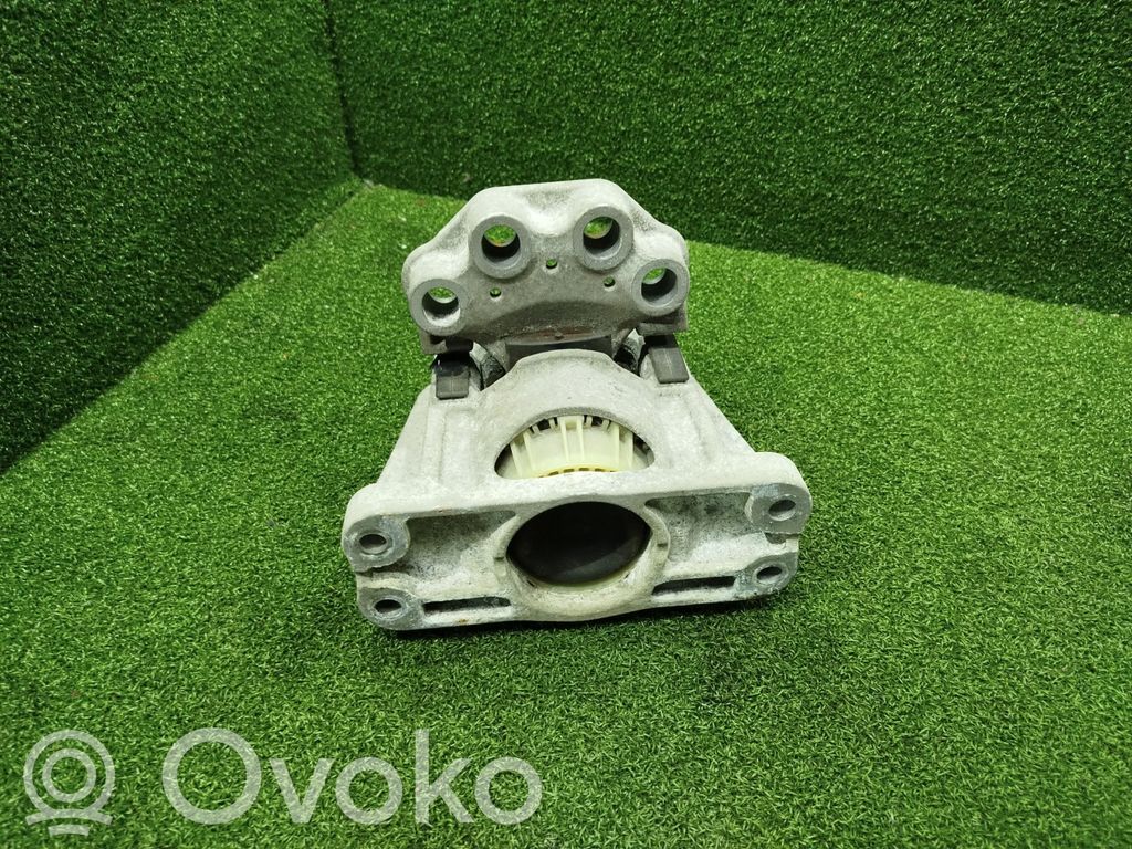 Ford Transit Custom Engine mount bracket 
