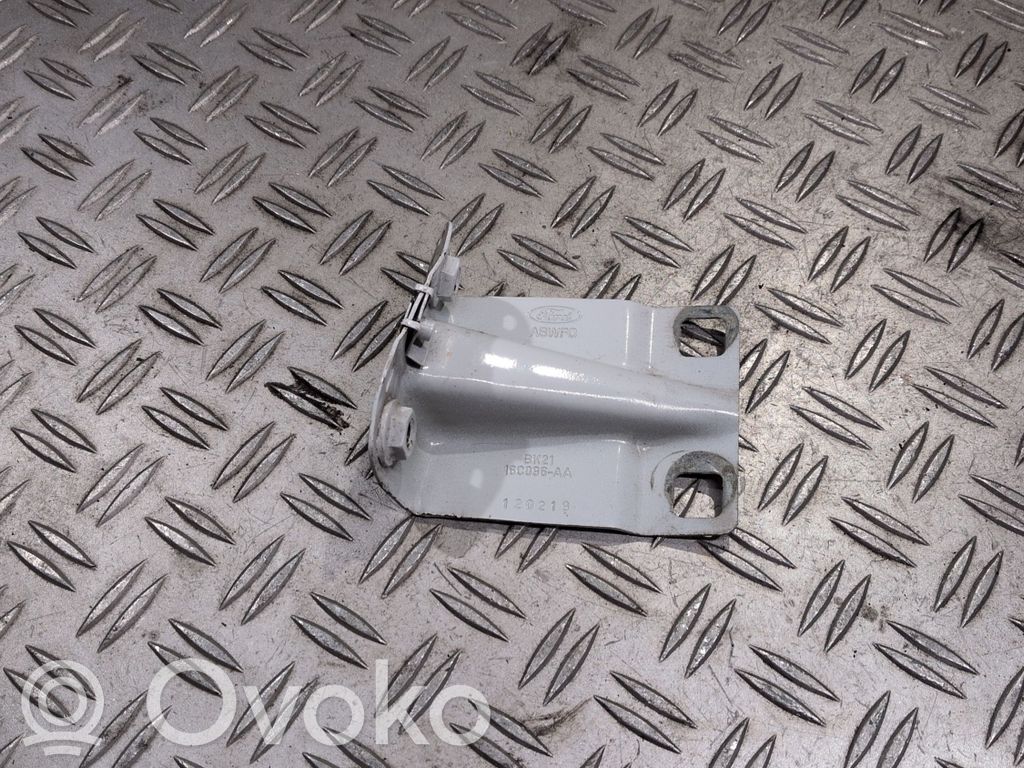 Ford Transit Custom Fender mounting bracket 