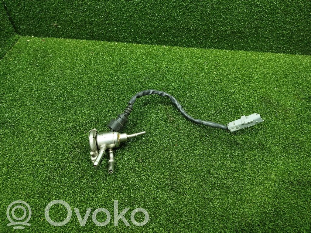 Renault Trafic III (X82) Inyector de combustible 