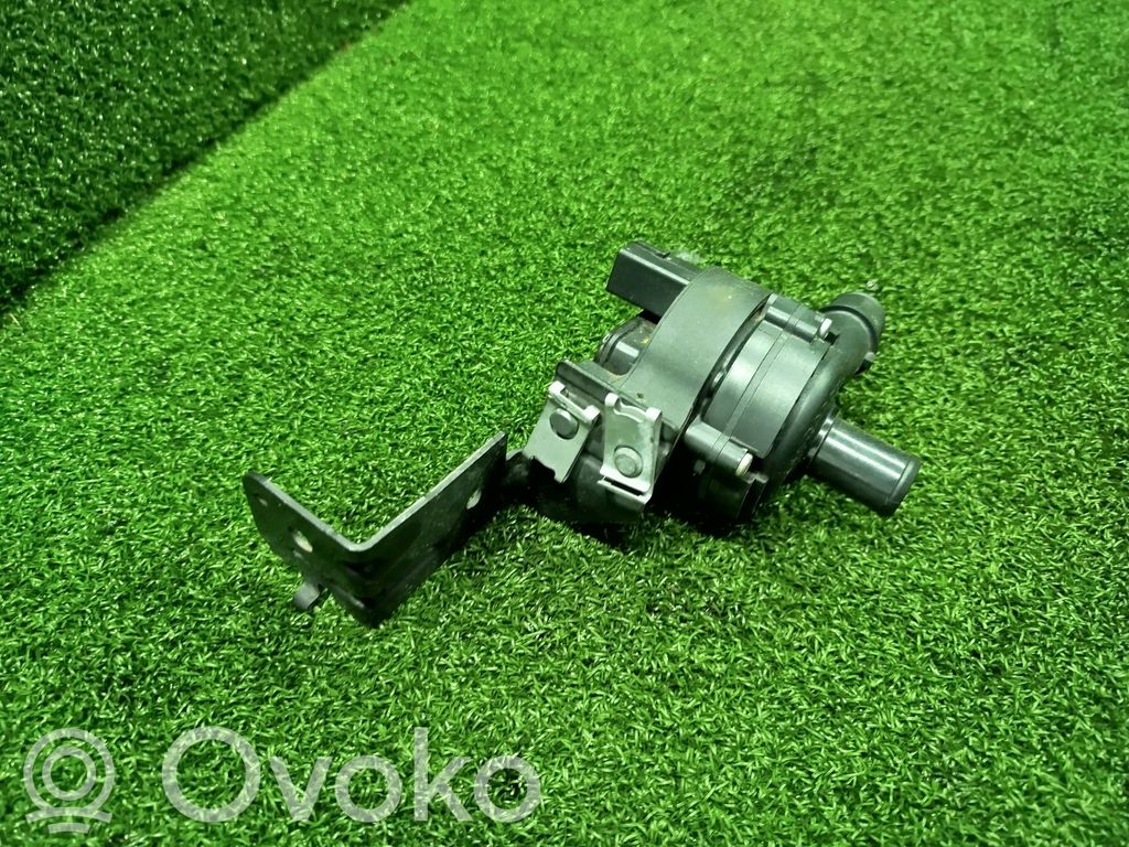 Renault Master III Pompe de circulation d'eau 