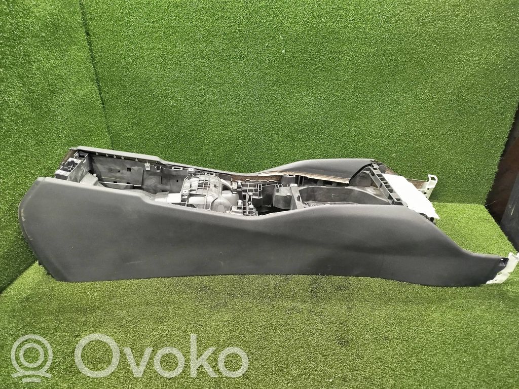 BMW 5 G30 G31 G38 Keskikonsoli 
