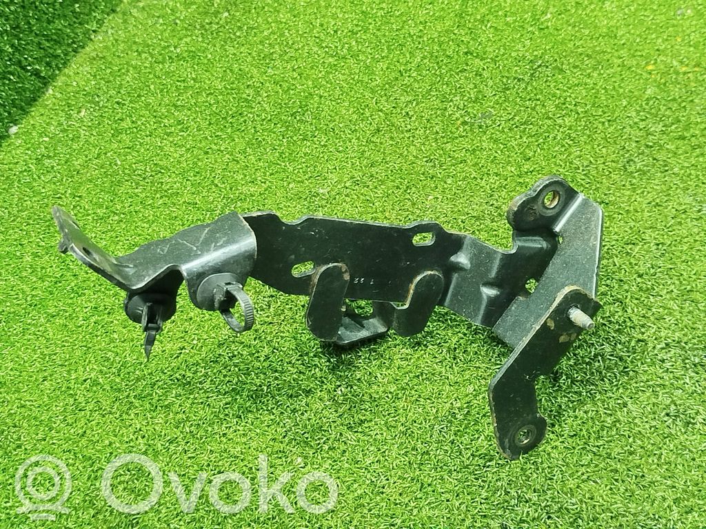 Renault Trafic III (X82) Kita variklio skyriaus detalė 