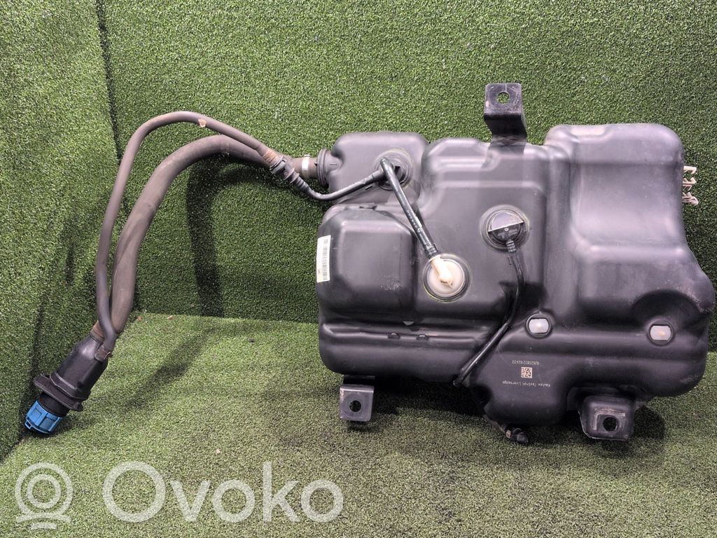 Opel Vivaro AdBlue skysčio bakelis 