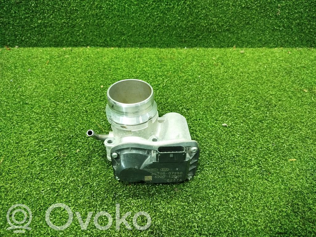 KIA Stonic Дроссель 