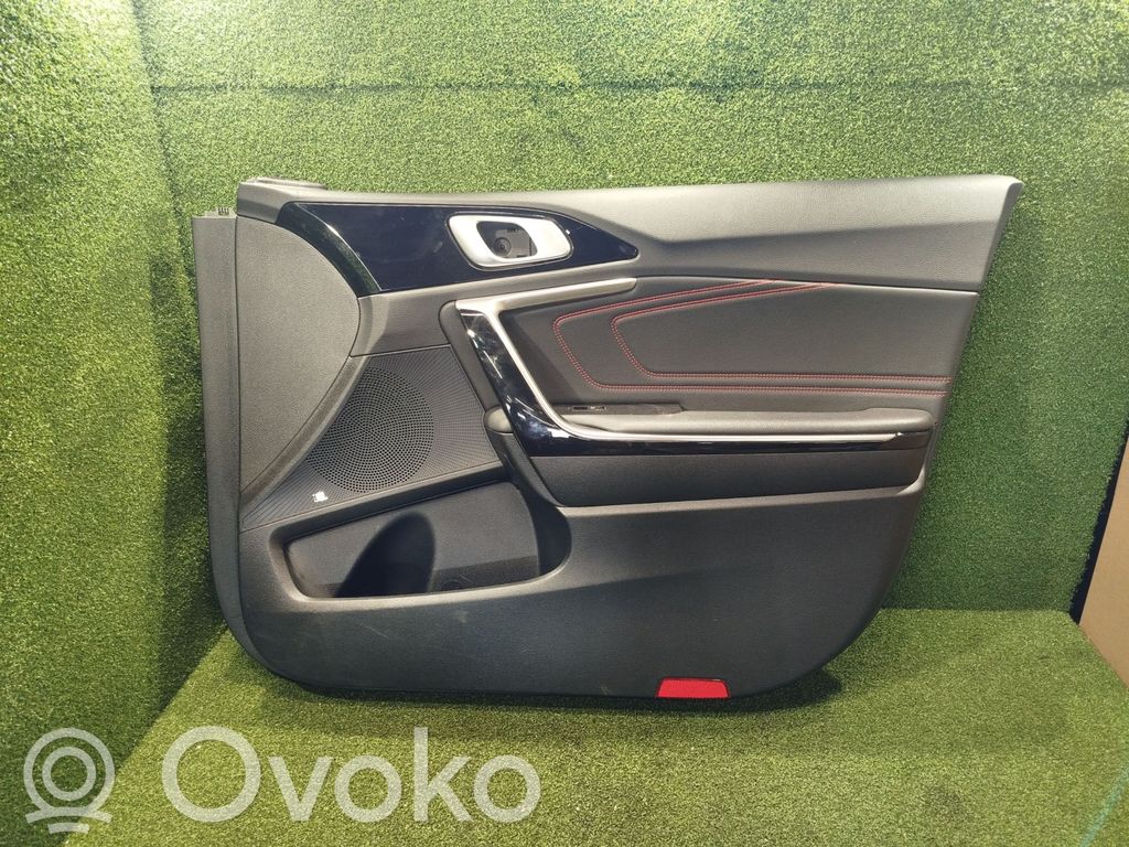 KIA Pro Cee'd III Revestimiento de puerta delantera 