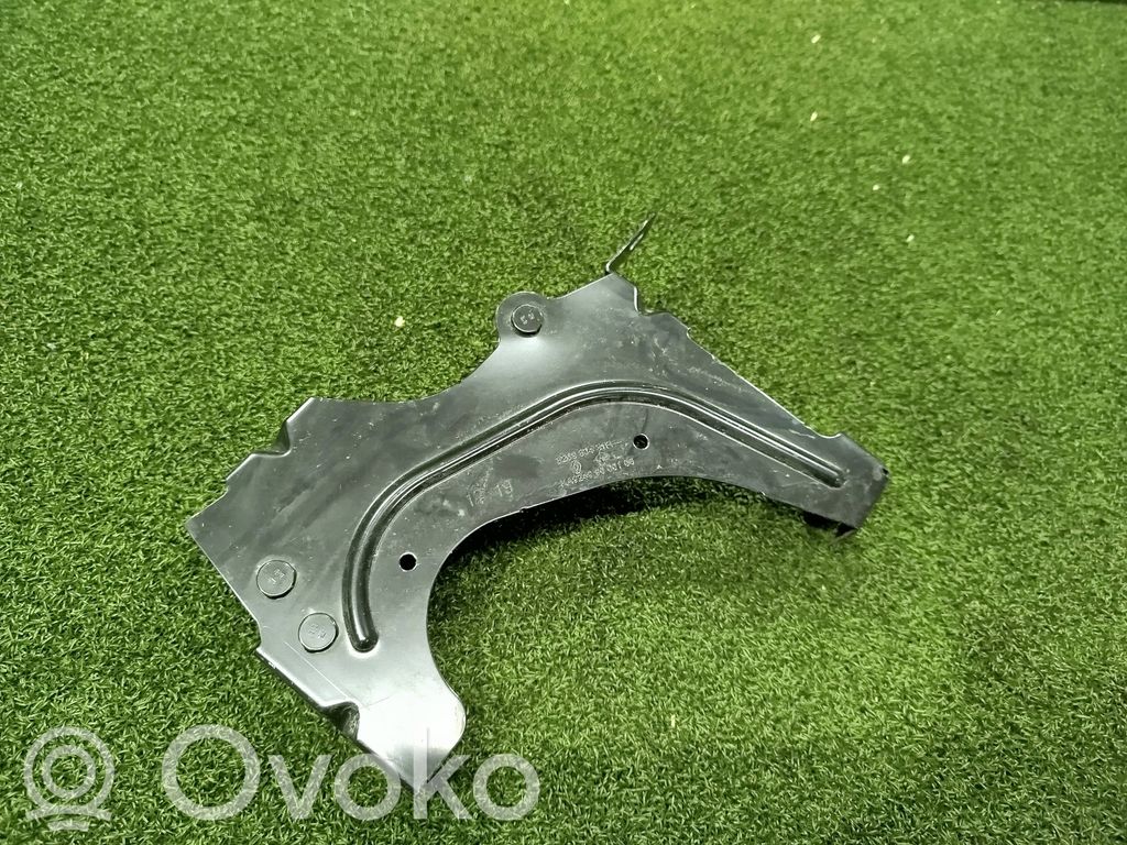 Renault Master III Kita variklio skyriaus detalė 