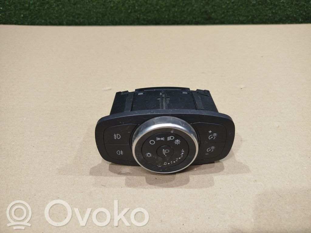 Ford Transit VII Light switch 