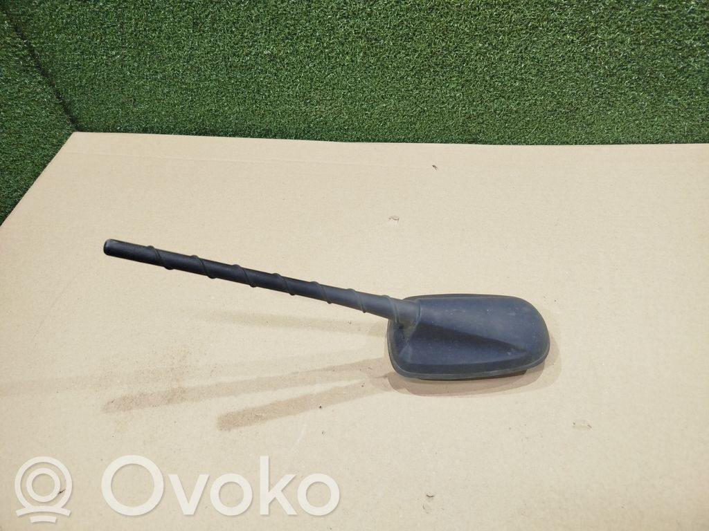 Volkswagen Crafter Radion antenni 
