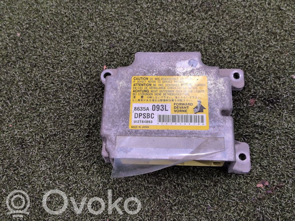 Mitsubishi Pajero Sterownik / Moduł Airbag 