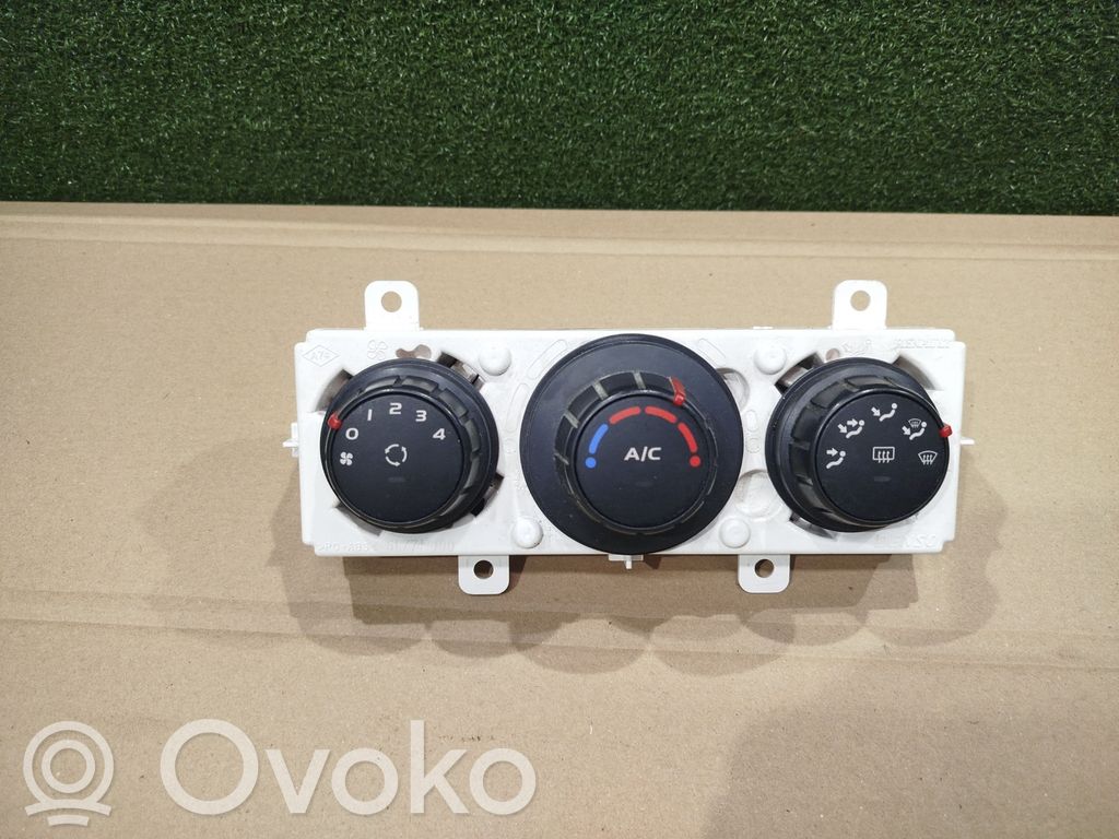 Renault Master III Climate control unit 