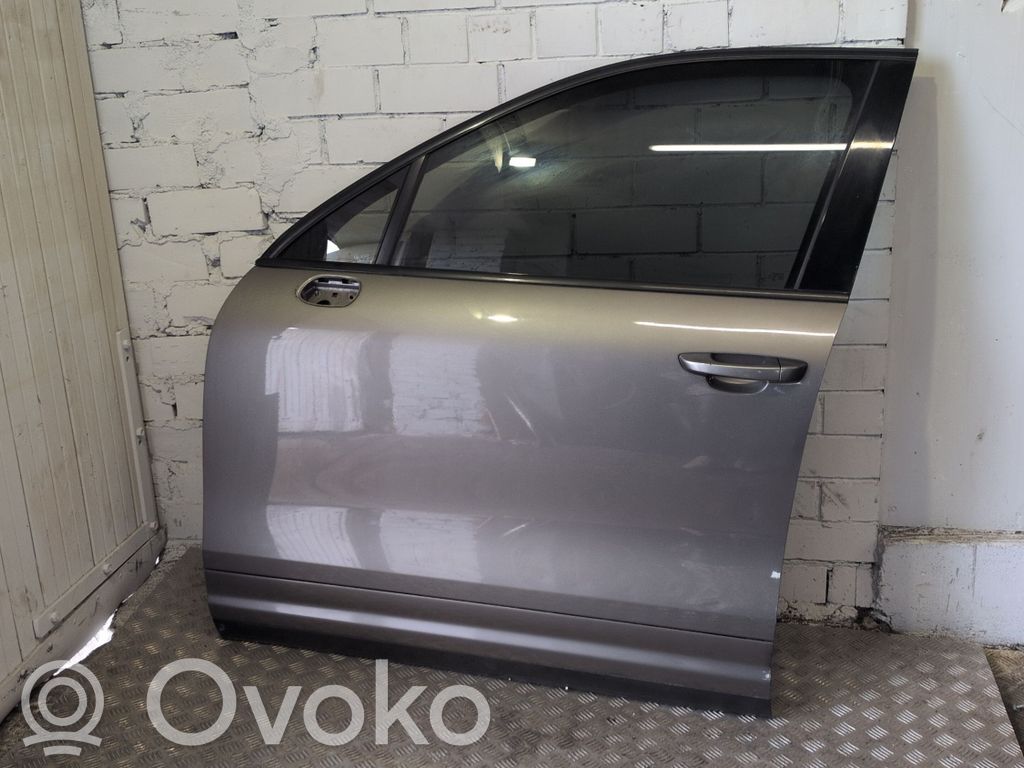 Porsche Cayenne (92A) Puerta delantera 