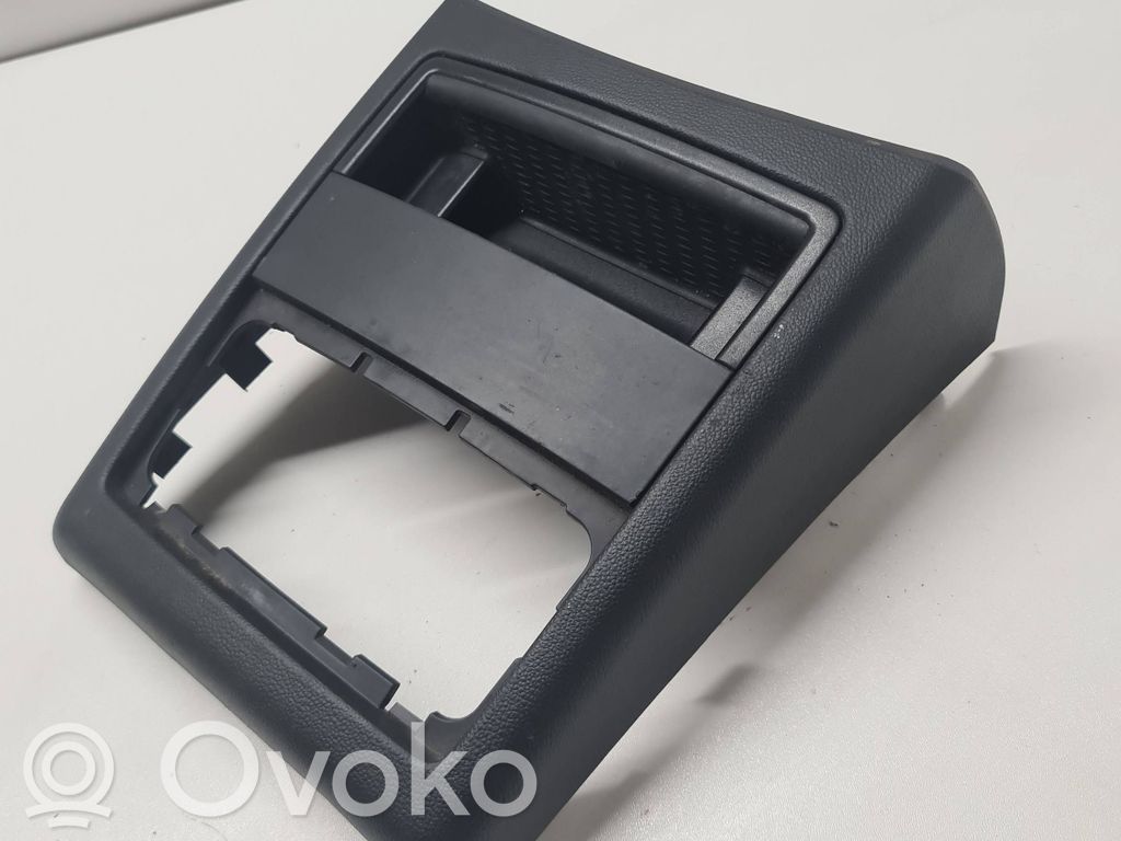 BMW 3 E90 E91 Autres éléments de console centrale 