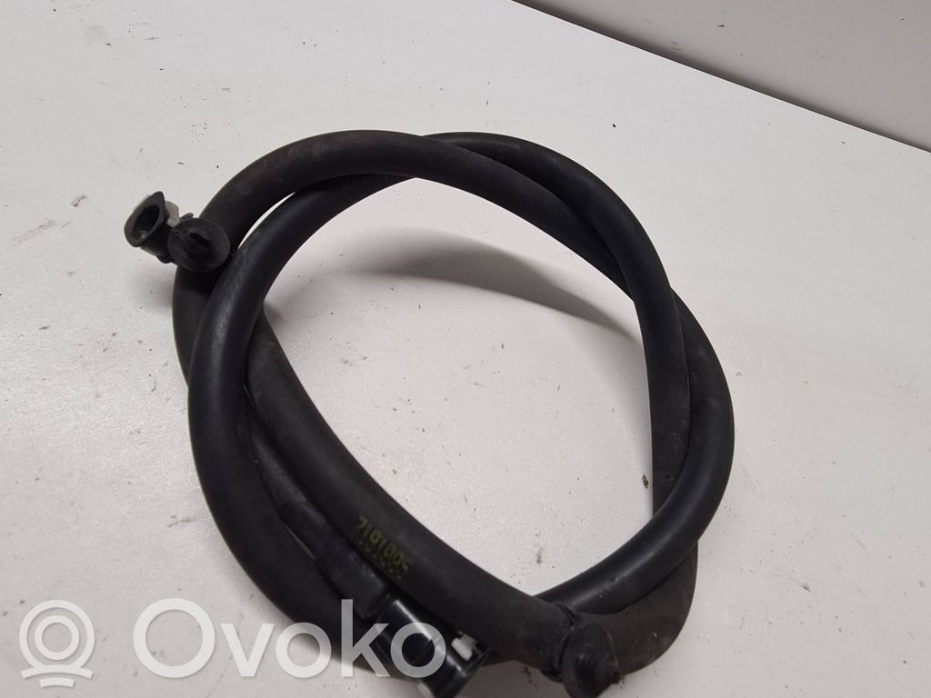 BMW X5 E70 Windshield washer fluid hose 