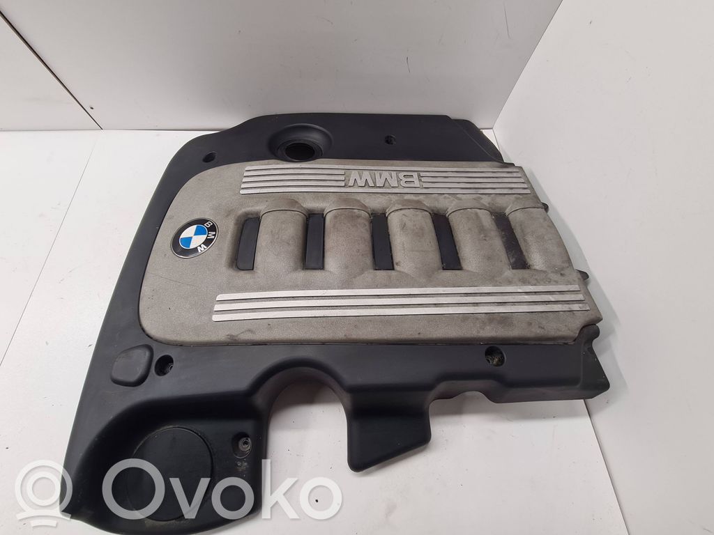 BMW 5 E60 E61 Variklio dangtis (apdaila) 