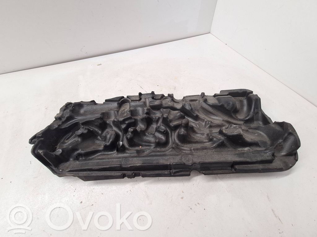 Other engine bay part   7810838,22793114