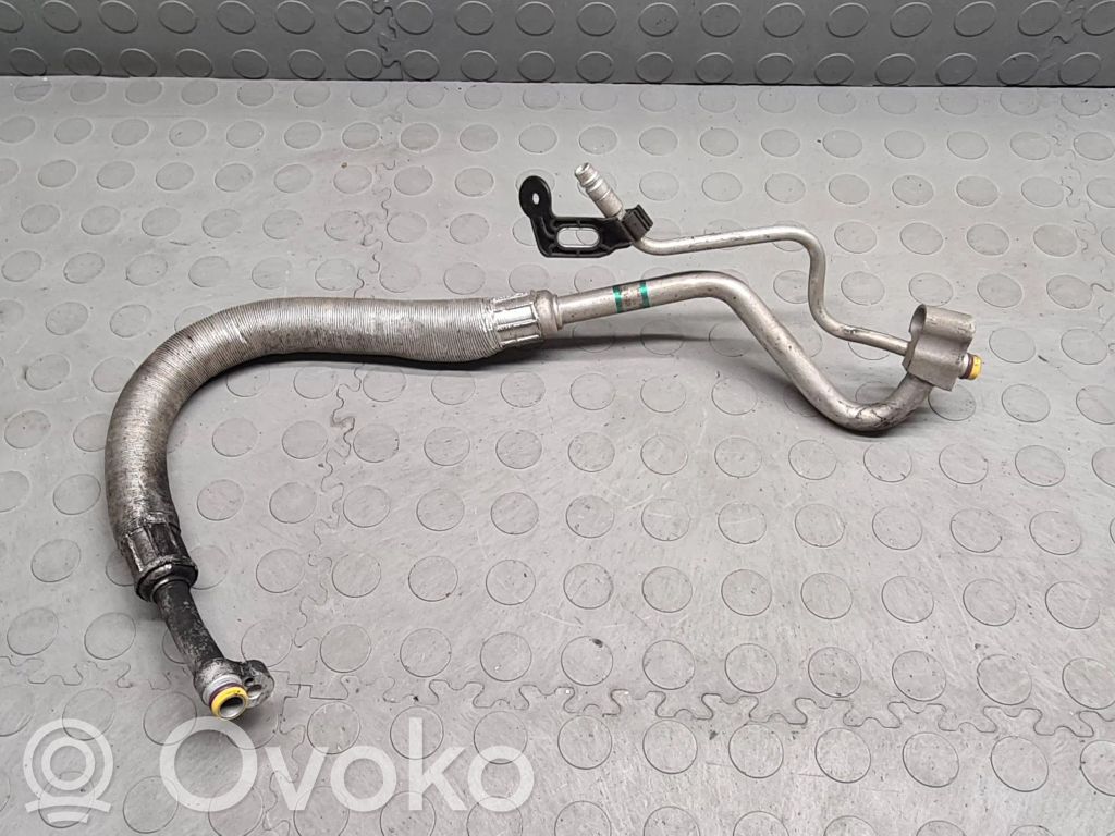 BMW X3 E83 Ilmastointilaitteen putki (A/C) 