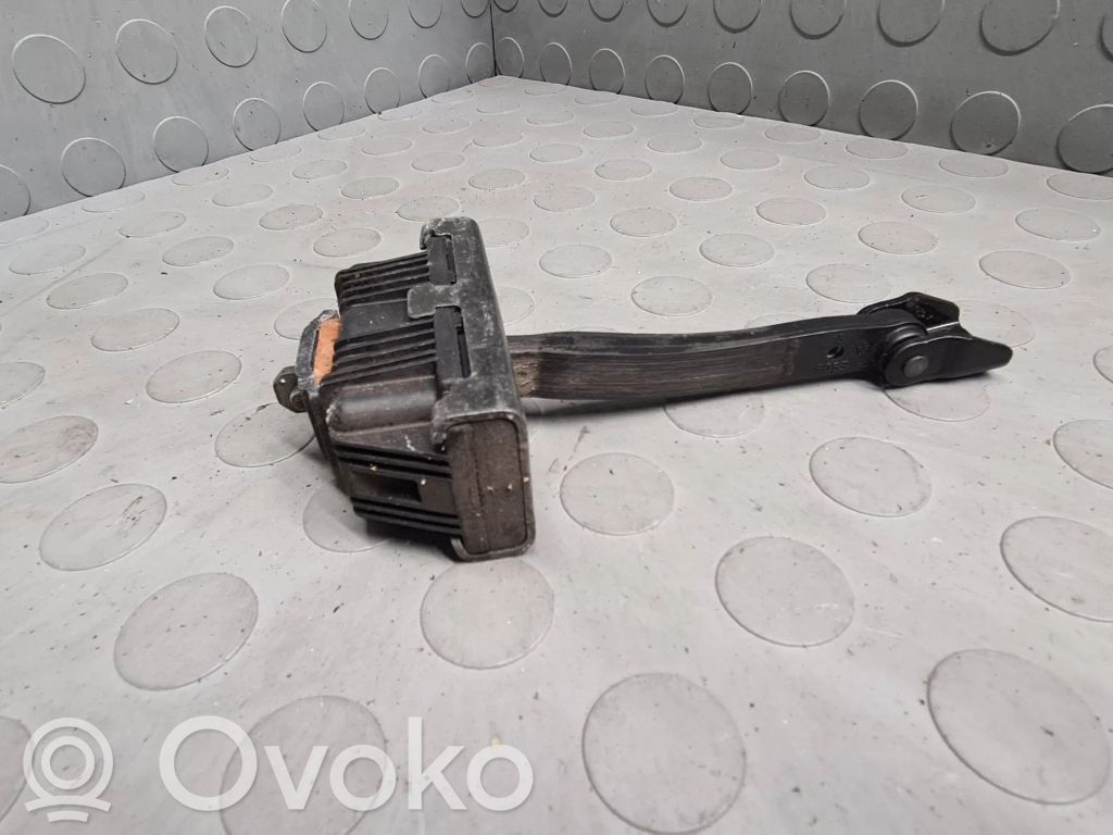 Ribotuvas galinių durų atvėrimo   7176802,3330969