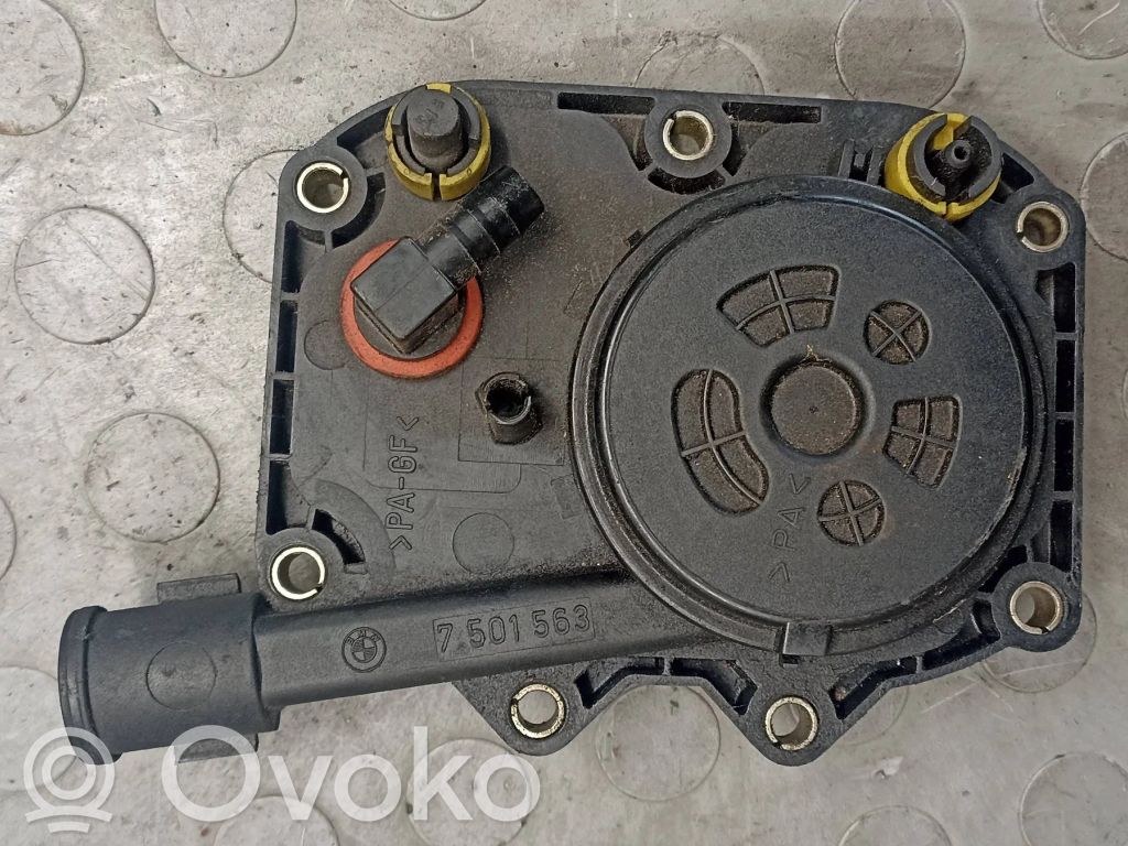BMW 5 E39 Eļļas nogulsnētava (separators) 