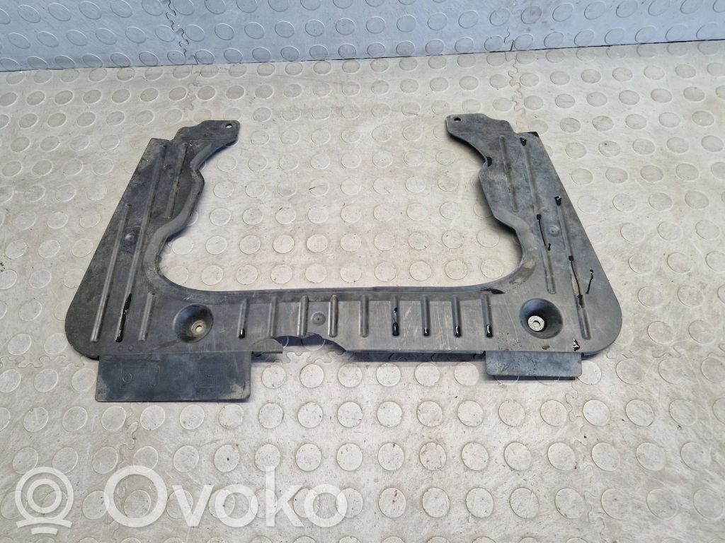 BMW X3 E83 Engine splash shield/under tray 