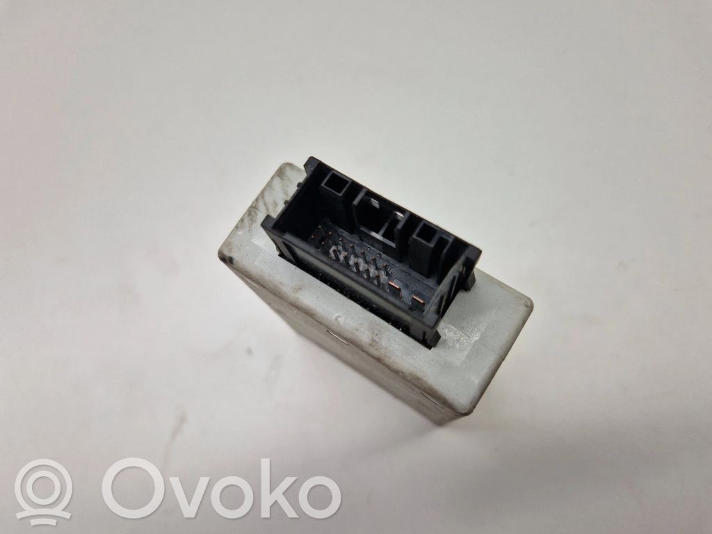 Other control units/modules   6795802