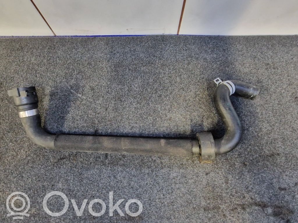 Engine coolant pipe/hose   6928595