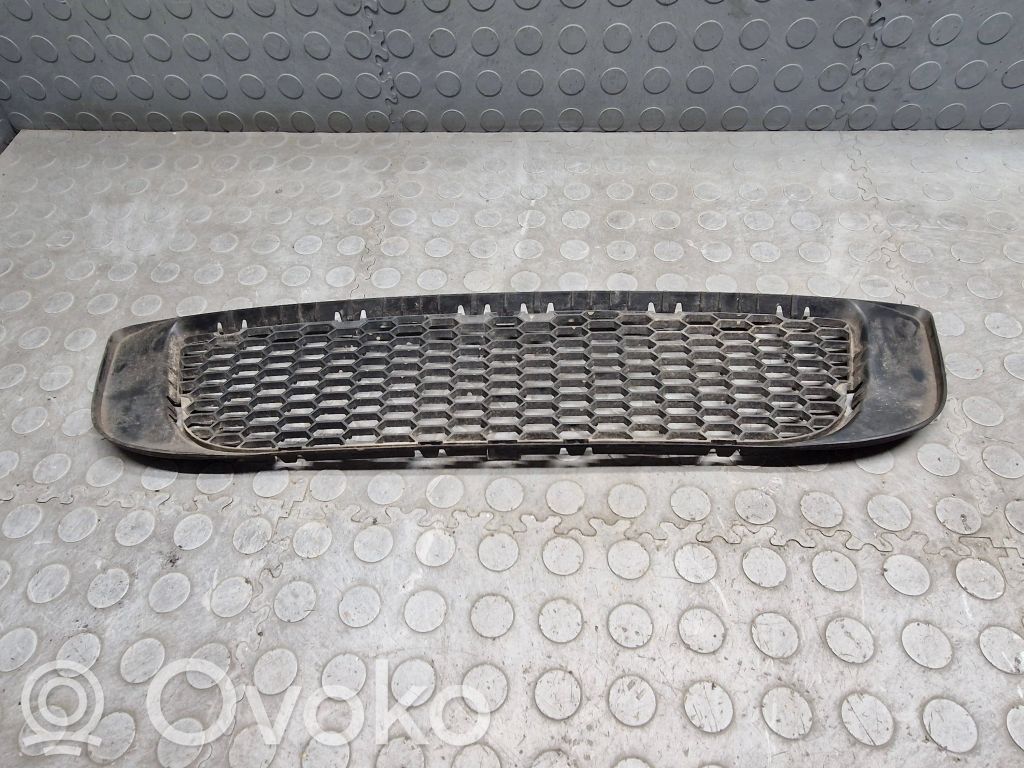 BMW X3 E83 Front bumper lower grill 