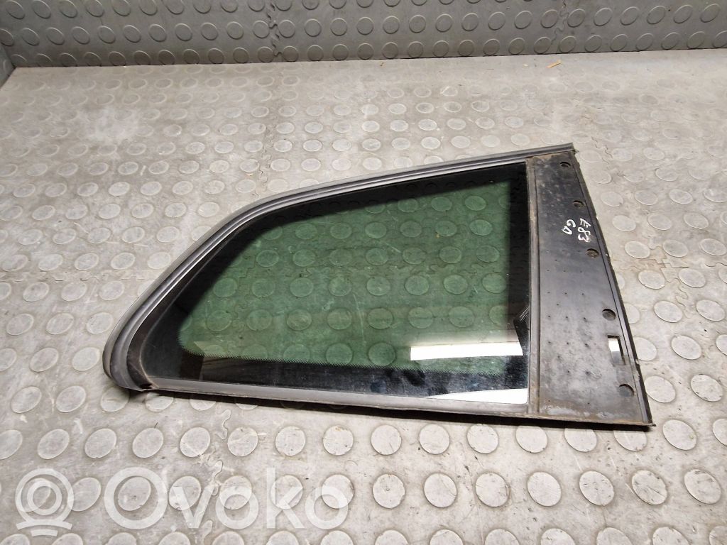 Rear side window   3402292