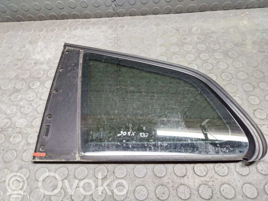 BMW X3 E83 Rear side window 