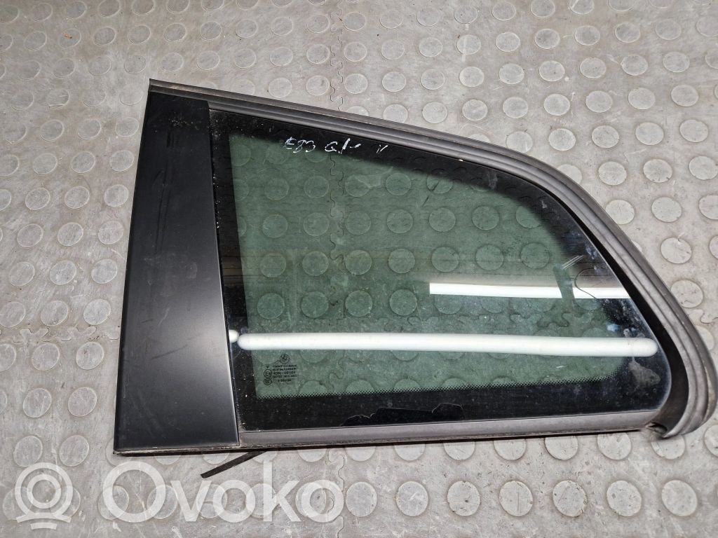 Rear side window   3402291