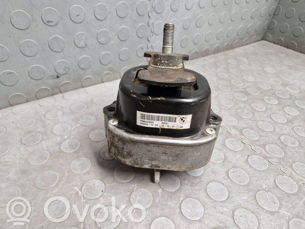 Engine mount bracket   6864335