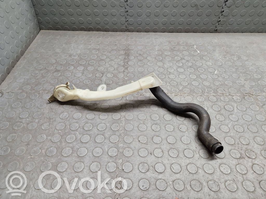 BMW 7 E38 Einfüllschlauch Waschwasserbehälter 