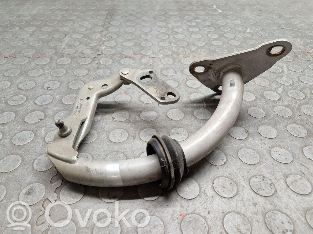 Scharnier Heckklappe Kofferraumdeckel   8240339