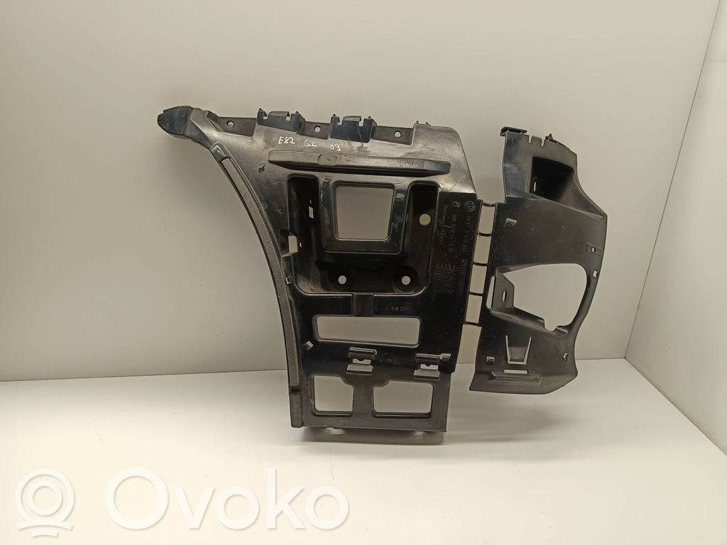 Rear bumper mounting bracket   7170663