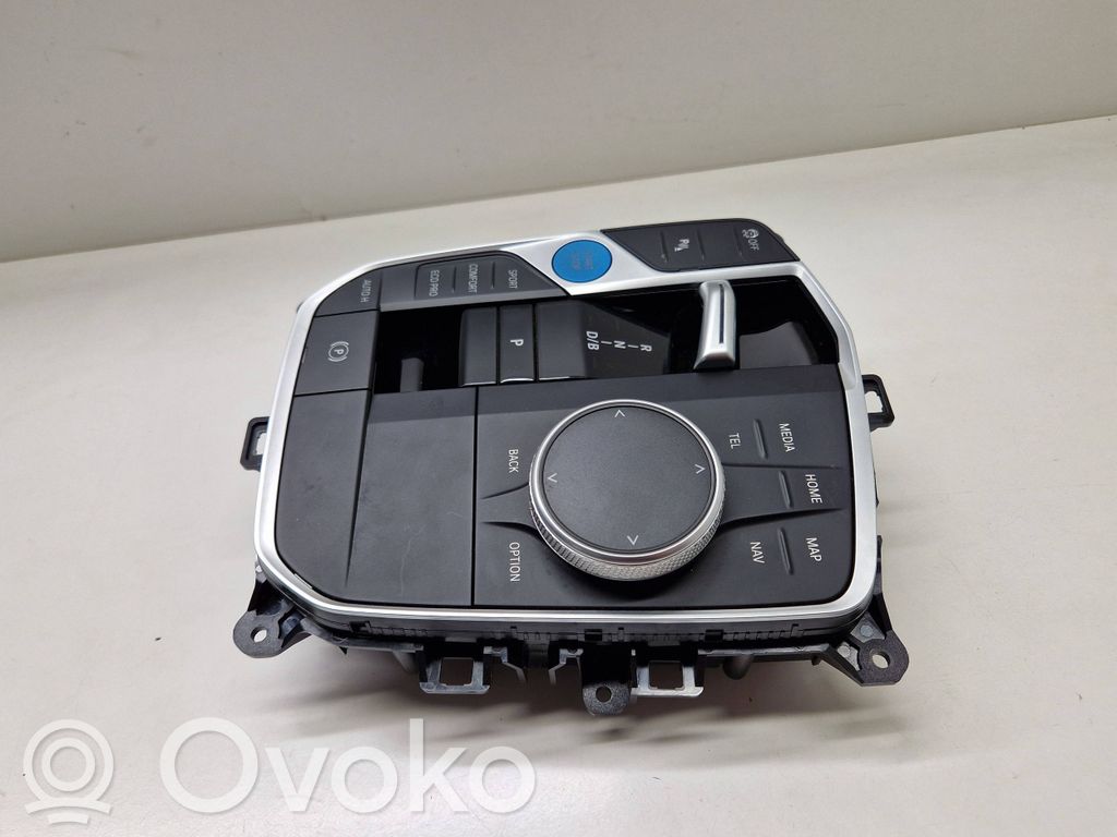 Multimediju kontrolieris   5A6AE89,ZE5A371