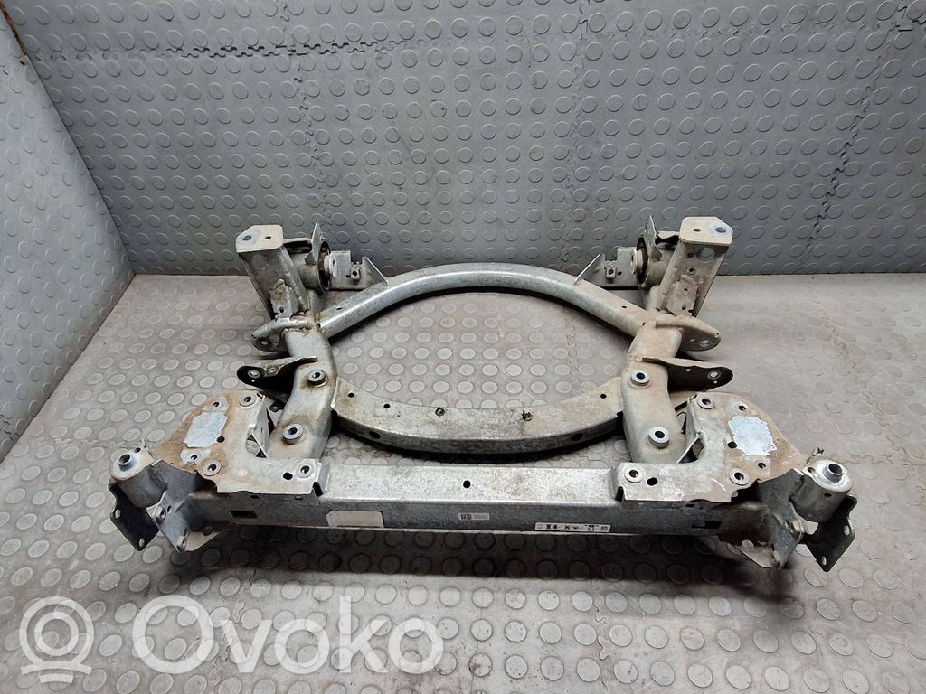 Priekinis traversas   7915377