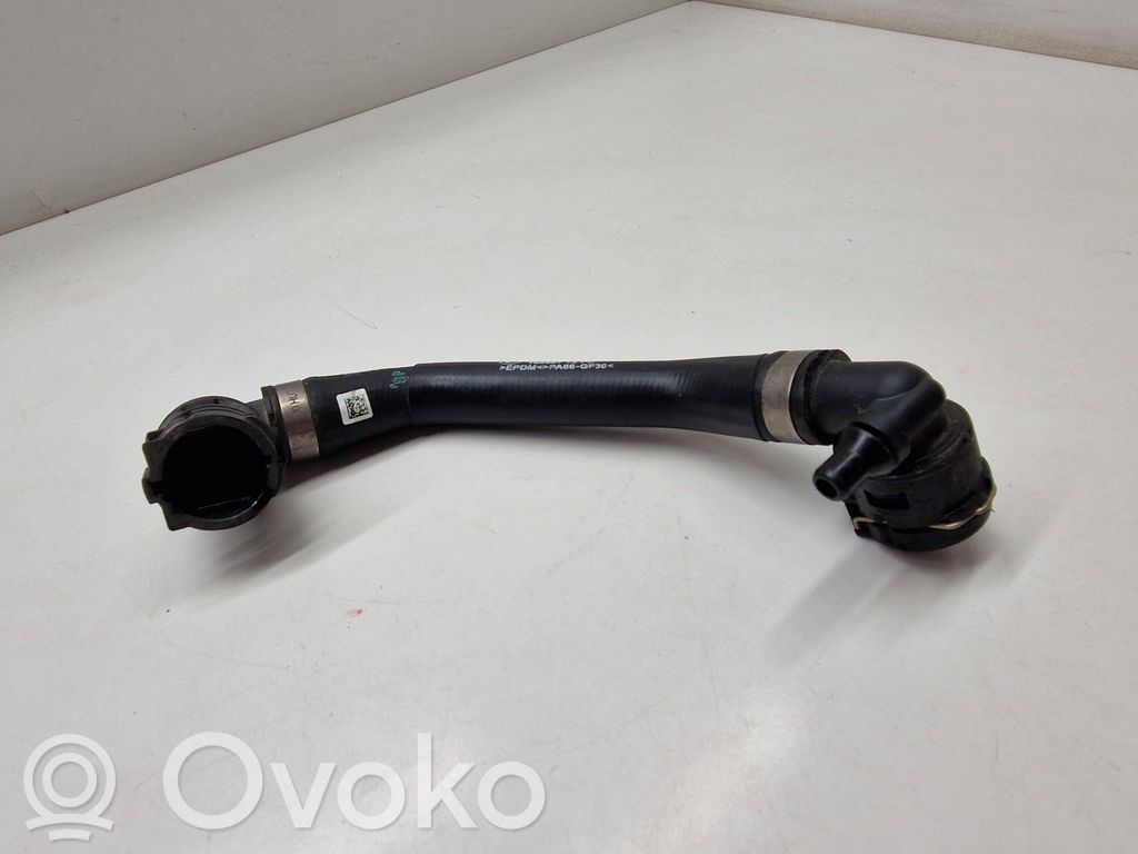 Engine coolant pipe/hose   8475686