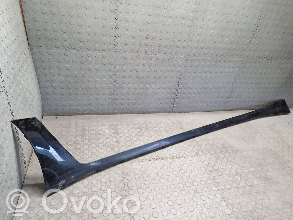 BMW i4 Sill/side skirt trim 